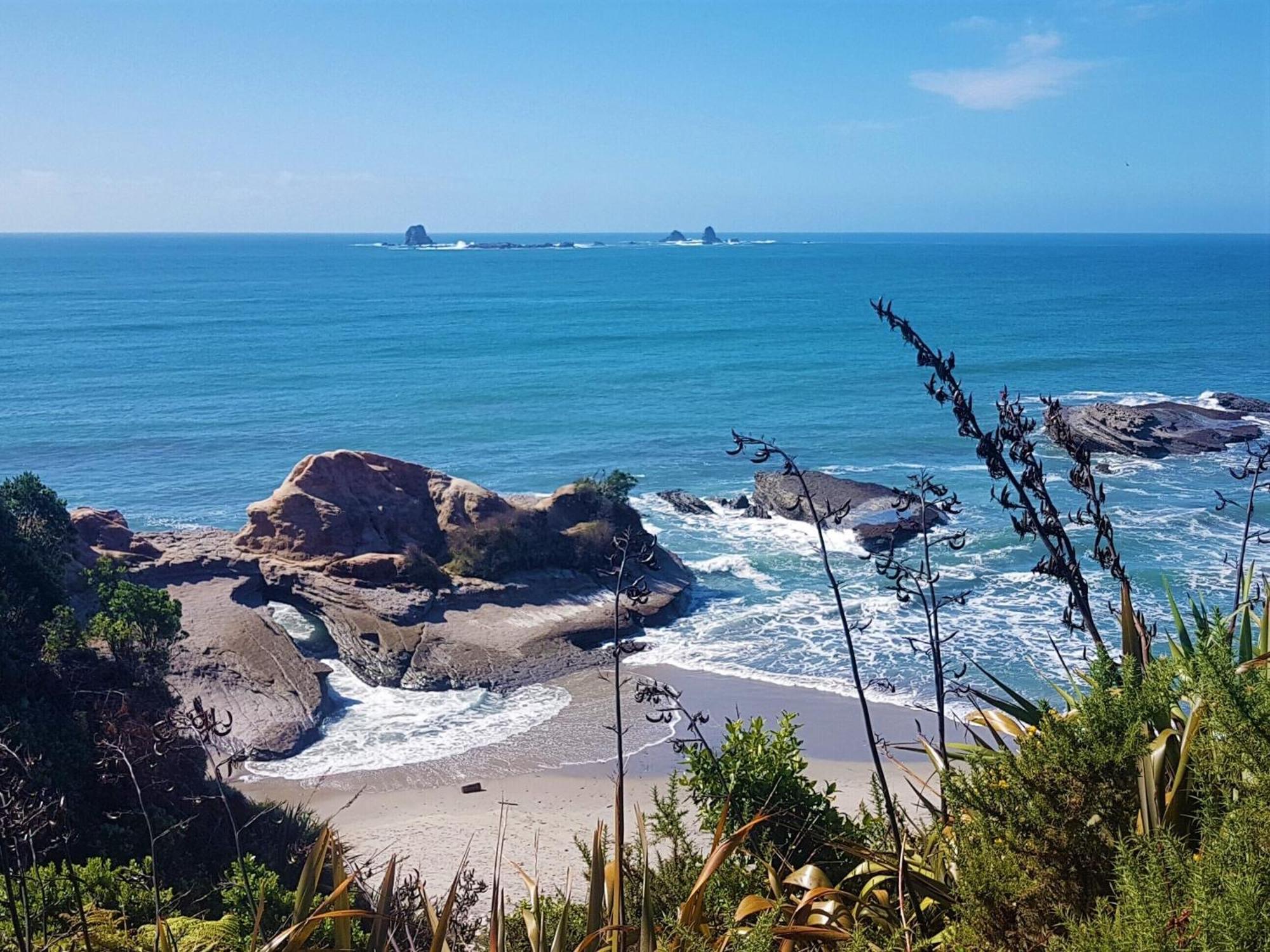 The Hole In The Rock Yurt 호텔 Cape Foulwind 외부 사진